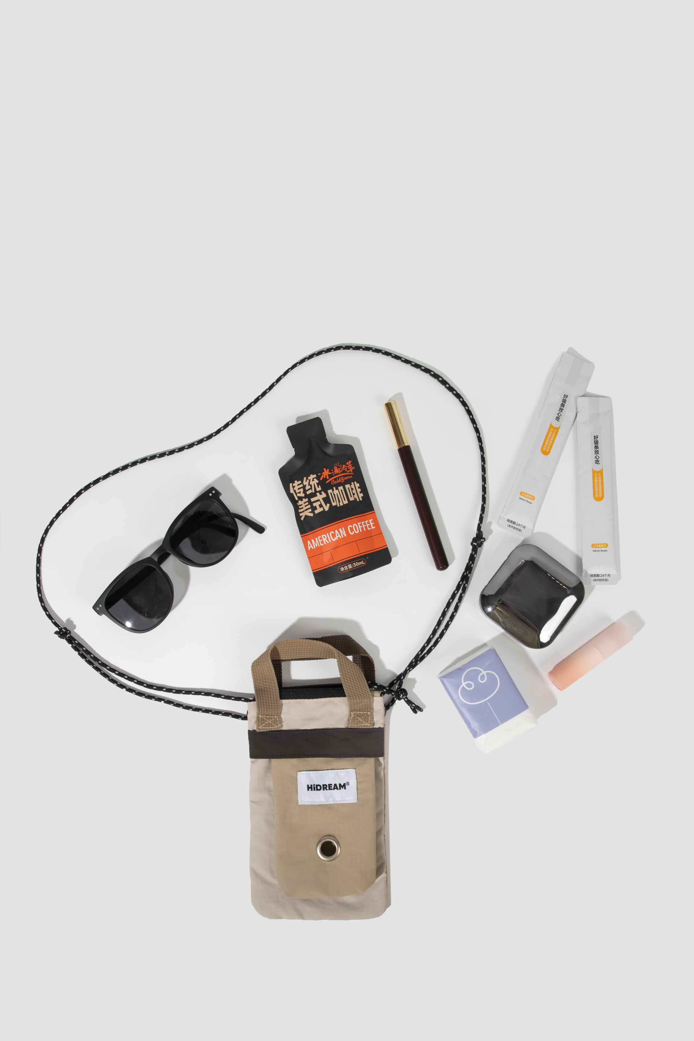 Small carry-on straddle bag