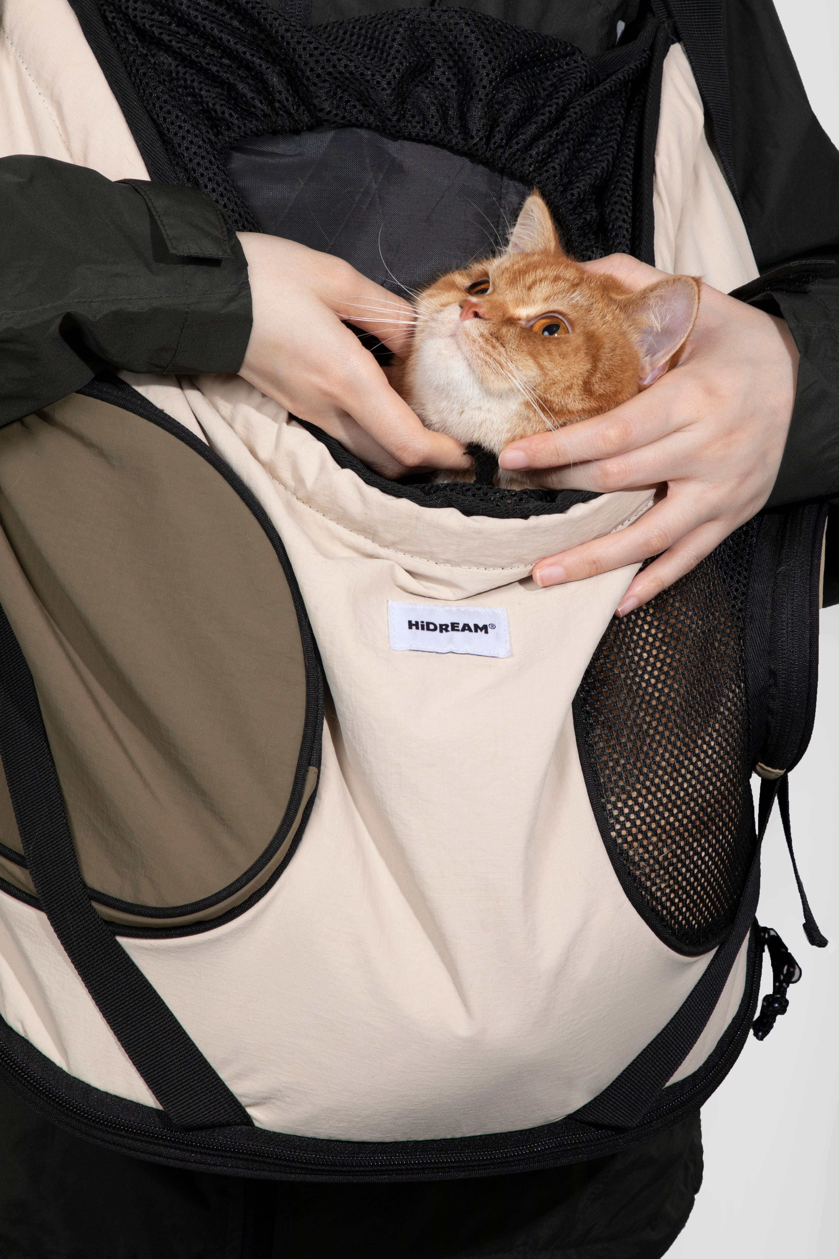 Pet front hugging tote bag