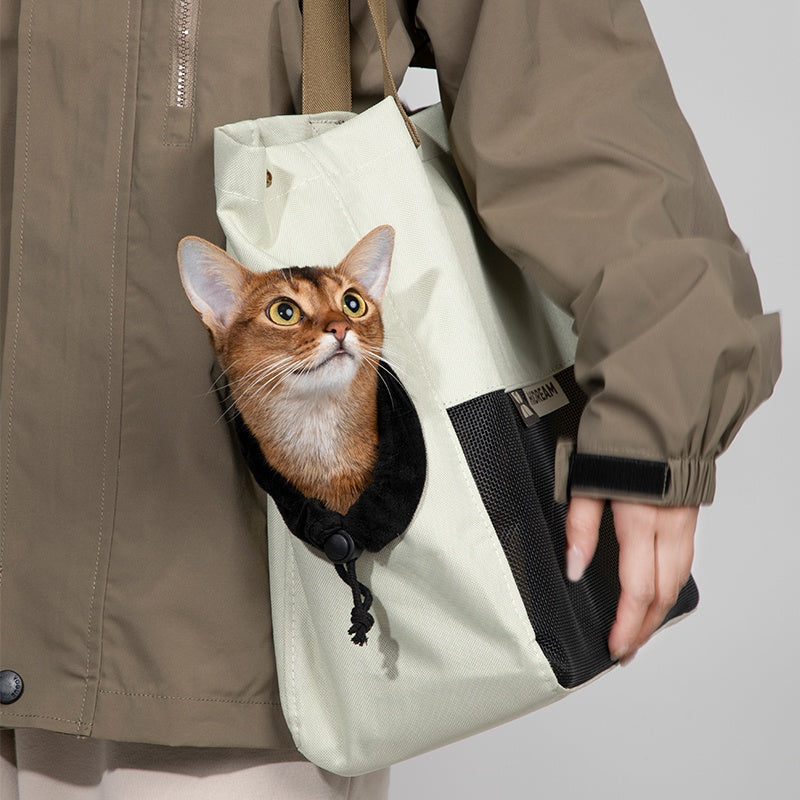 Stylish pet travel shoulder bag in high texture tones