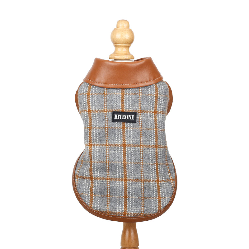 A cappuccino vest
